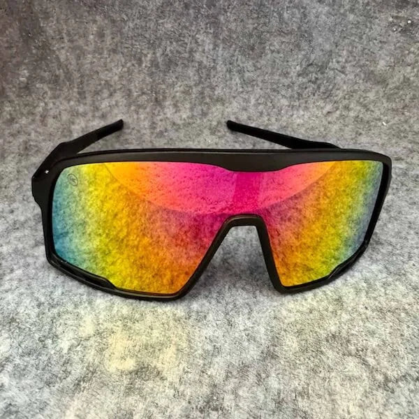 Rainbow on Black Campeones