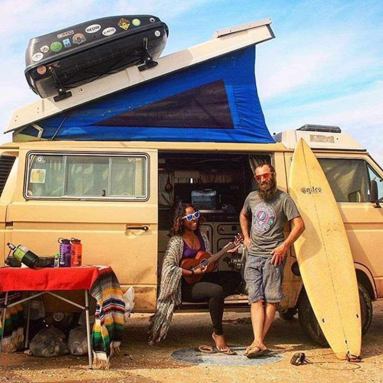 #TravelKnocks