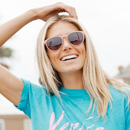 Women wearing Mai Tais Vintage Rose Sunglasses