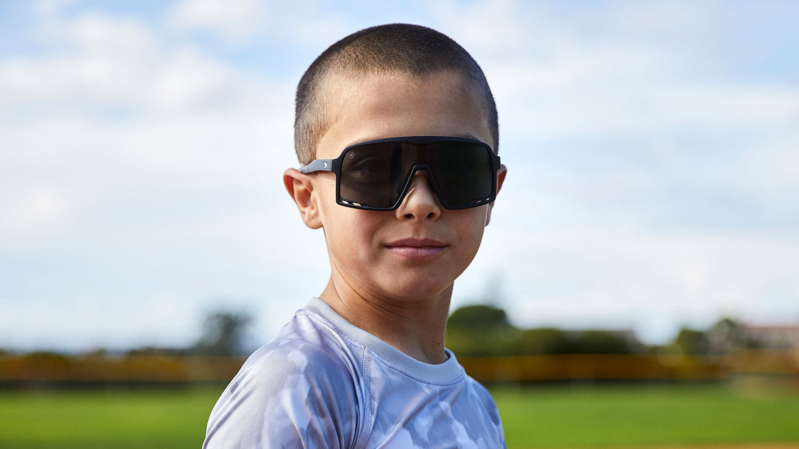 Black-On-Black-campeones-kids-sunglasses