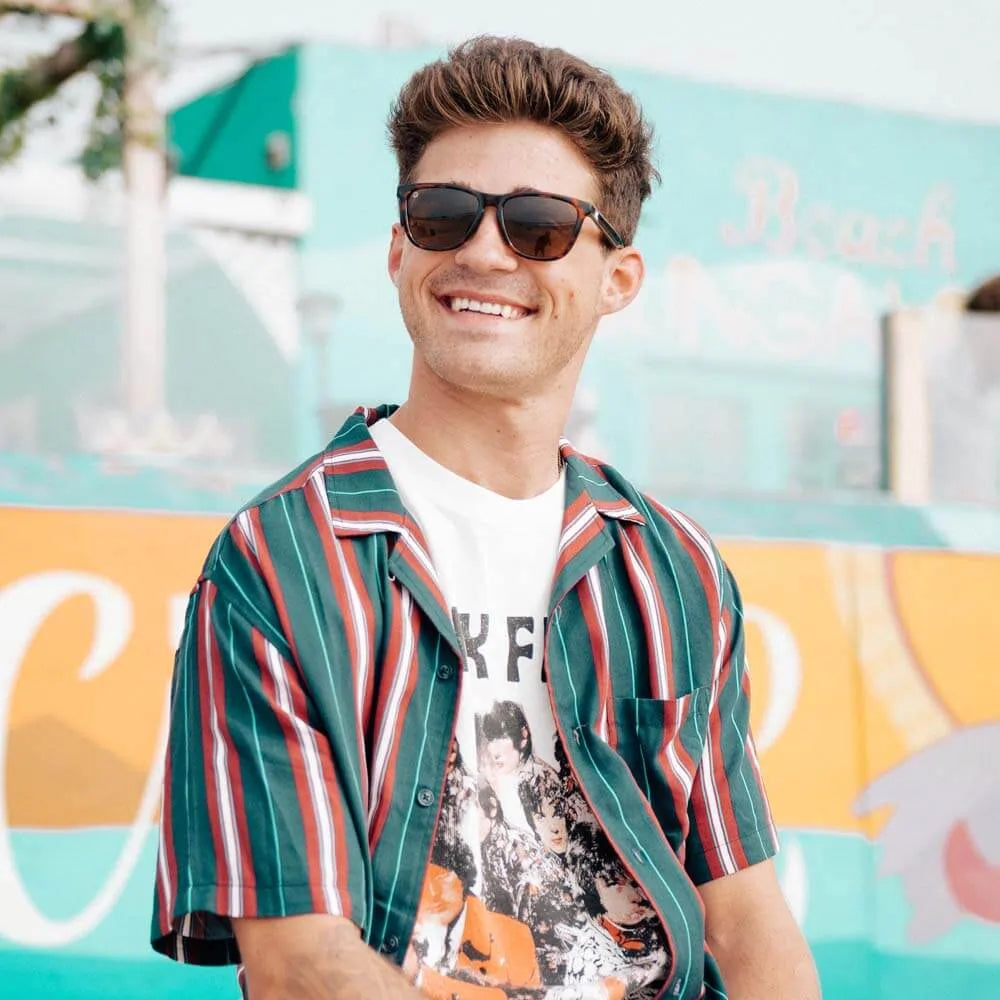 Men wearing Glossy Tortoise Shell / Amber Classics Sunglasses
