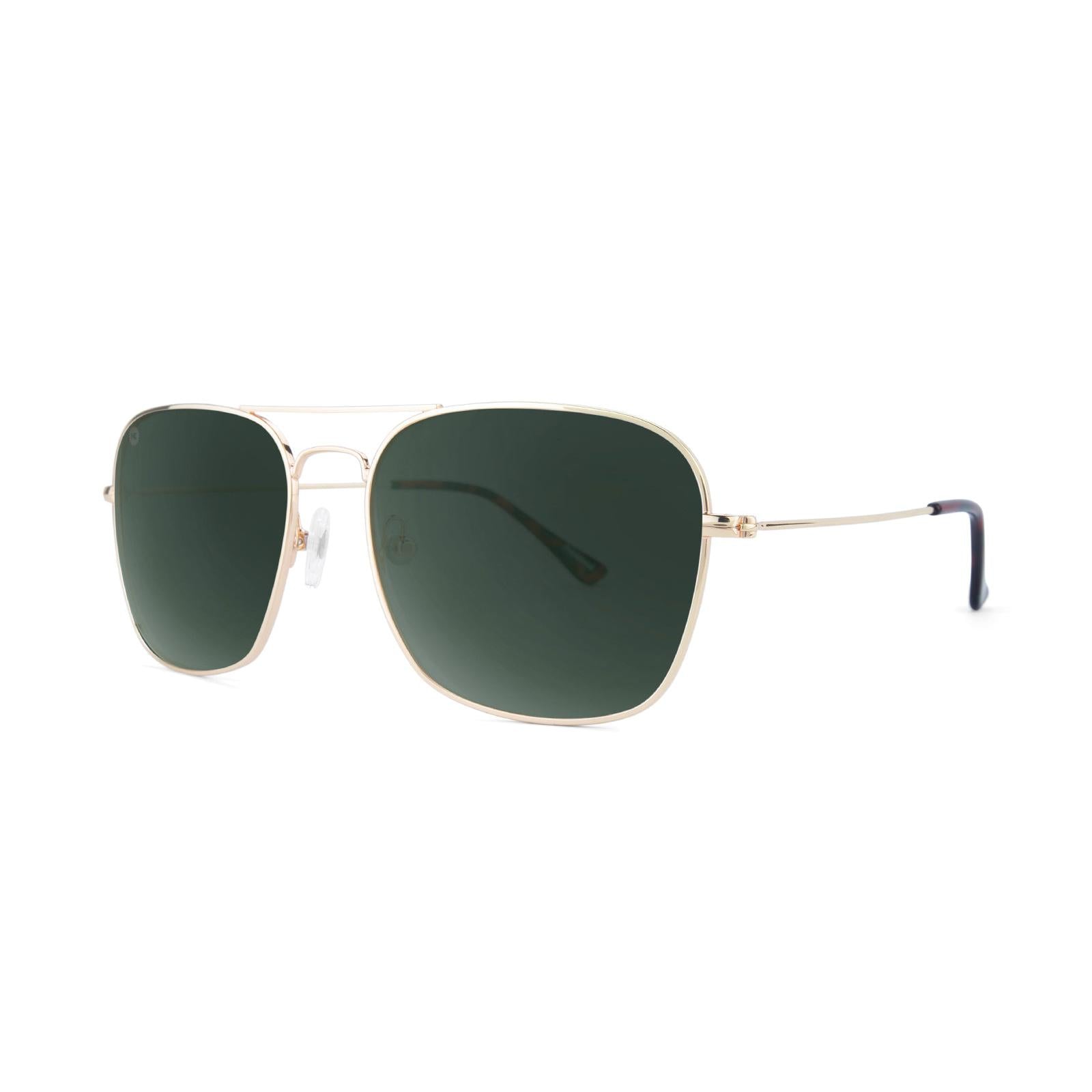 Sunglasses with Gold Metal Frame and Polarized Aviator Green Lenses, Threequarter