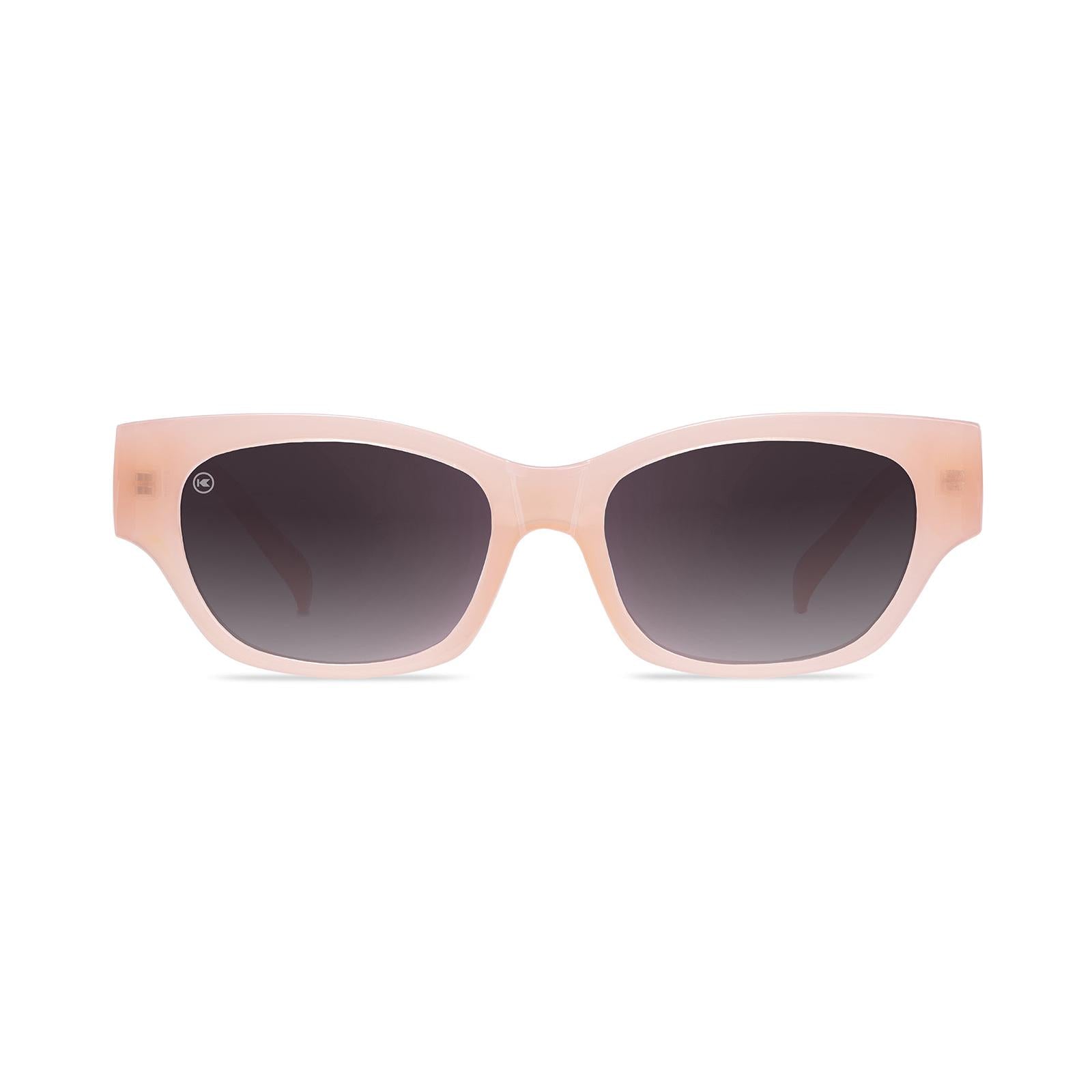 Sunglasses with a glossy vintage rose frame and polarized smoke gradient lenses, Front