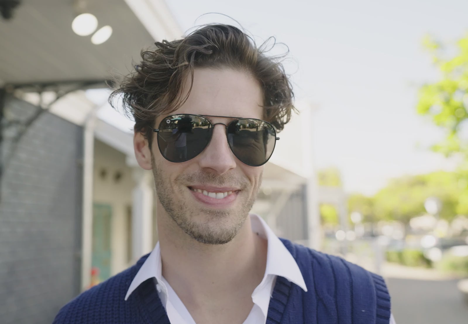 man wearing black aviator sunglasses