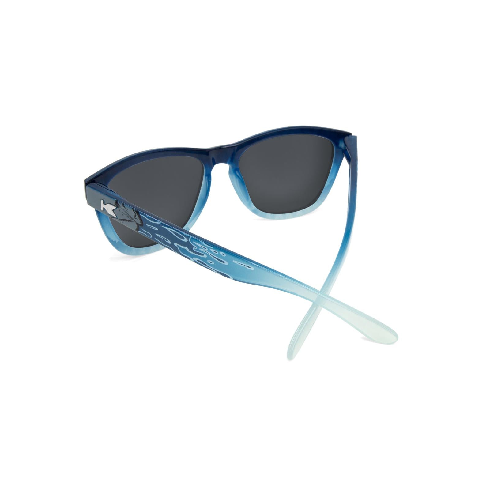 Knockaround x Shark Week Collaboration 2022, Back