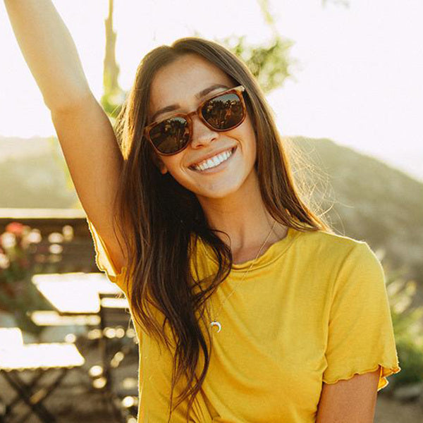 Woman wearing Glossy Blonde Tortoise Shell / Amber Paso Robles sunglasses