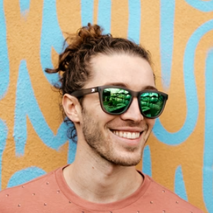 Man wearing medium sunglasses