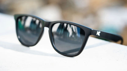 Black / Smoke Classics
