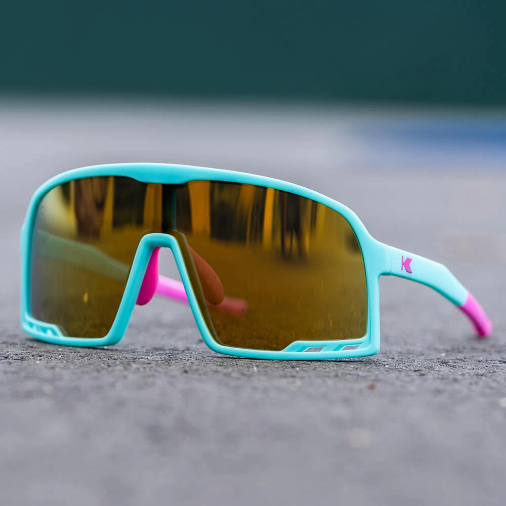 Lifestyle photo of House Party Campeones Sunglasses