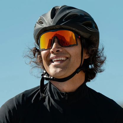 Men wearing Magma Campeones Sunglasses
