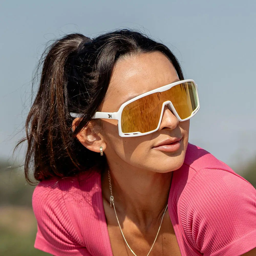 Women wearing Starlight Campeones Sunglasses