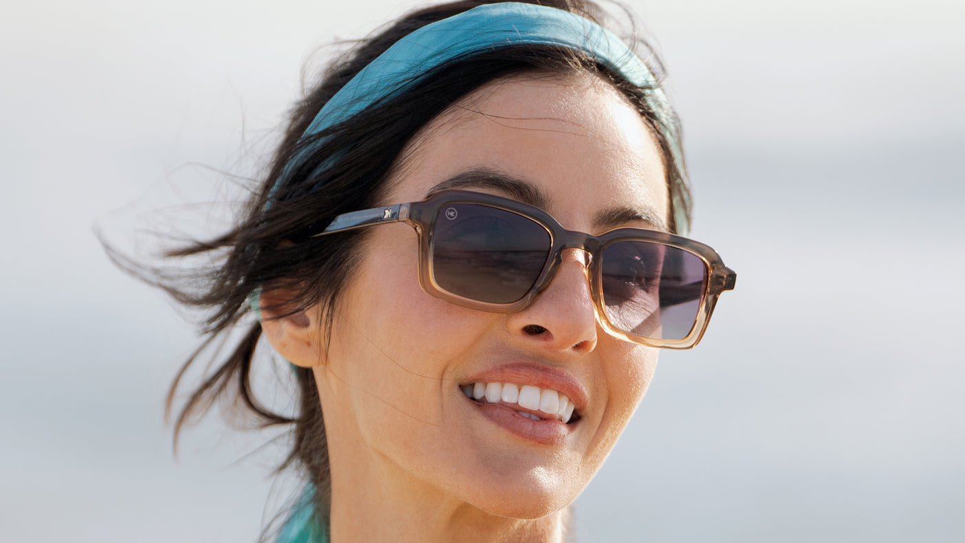 Women wearing Cortado Panoramas Sunglasses