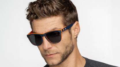 Man wearing MLB Detroit Tigers Sunglasses