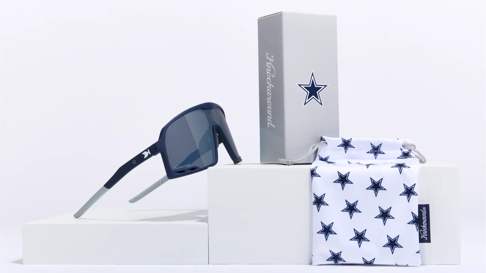Lifestyle photo of Dallas Cowboys Campeones Sunglasses
