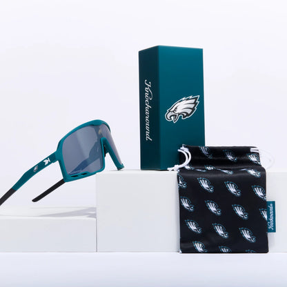 Lifestyle photo of Philadelphia Eagles Campeones Sunglasses