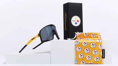 Lifestyle photo of Pittsburgh Steelers Campeones Sunglasses