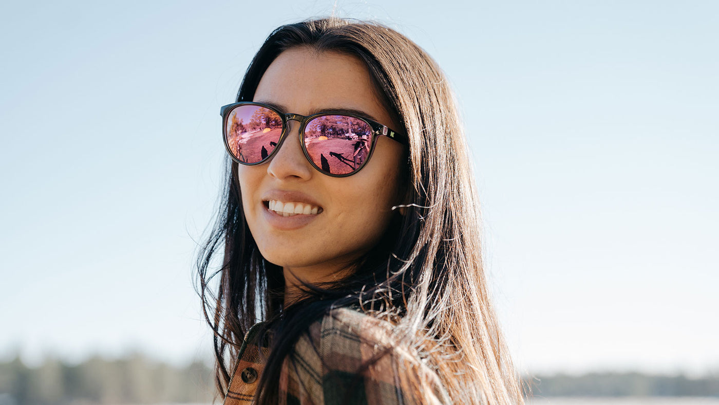 Sunglasses with Black Frame and Polarized Fuchsia Lenses, Model