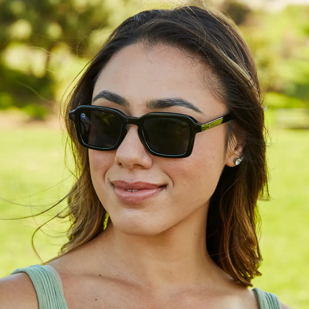 Woman wearing Piano Black Panoramas sunglasses