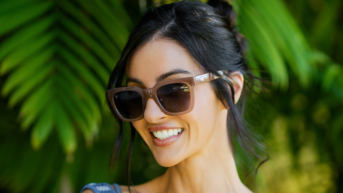 Women wearing Rose Latte Songbirds Sunglasses