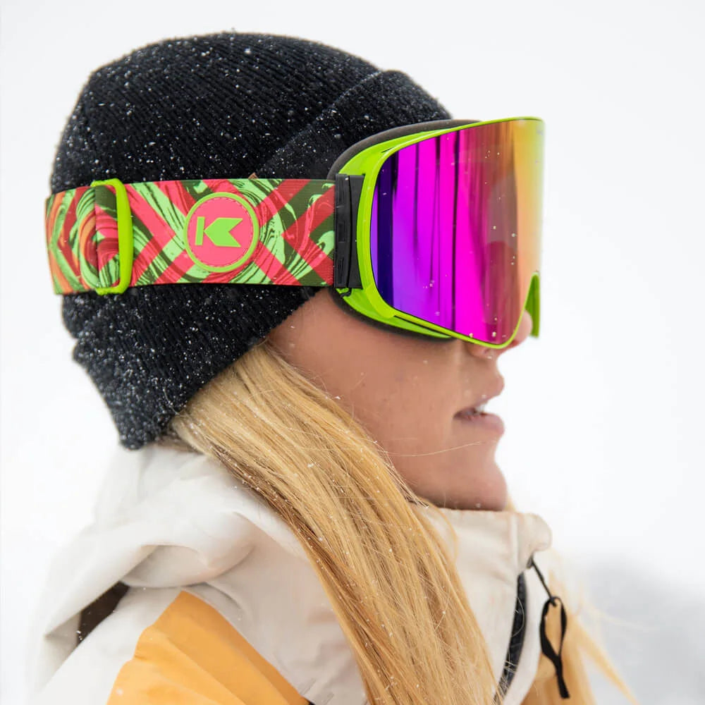 Women wearing X-Rays Slingshots
