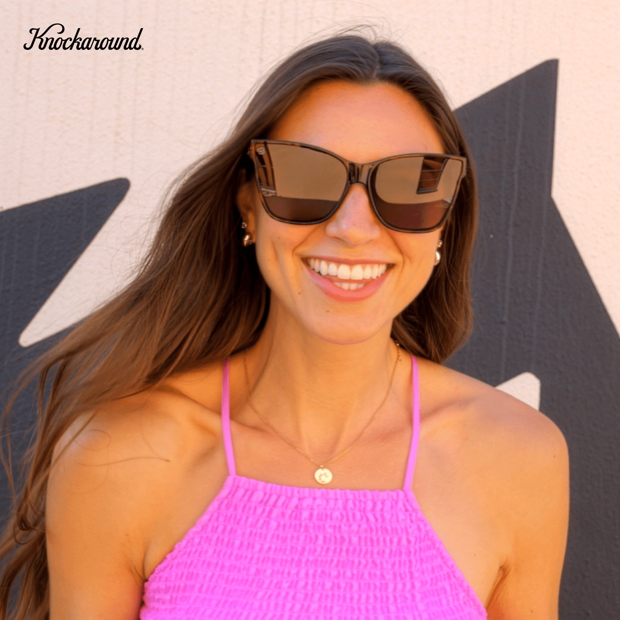 Women wearing Glossy Tortoise Shell / Amber Palomas